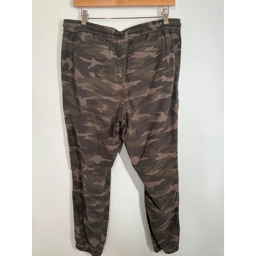Athleta Farallon Jogger Camo‎ Print Drawstring Waist Women Size 14 Athleisure